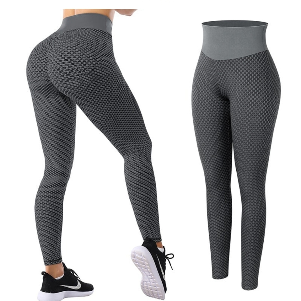 NWT 📦 Honeycomb Butt Scrunch Blk/Grey Capri Leggings